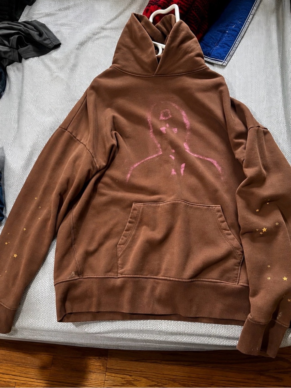 Sp5der Young Thug Face Hoodie Brown/Pink – Gold Stars